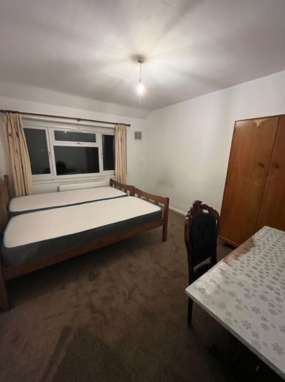 Property photo 1 of 11 2