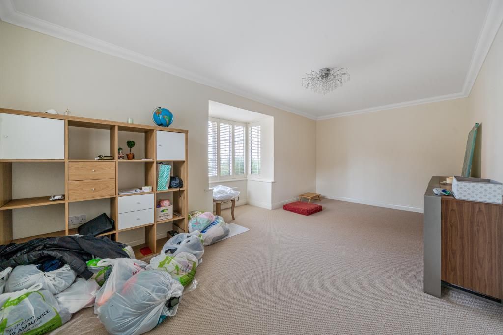 Property photo 3 of 23 Living Room