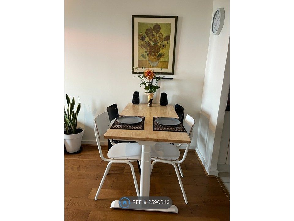 Property photo 2 of 18 Dining Table, Adjustable Desk