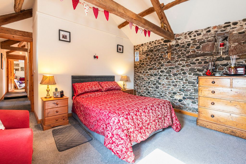 Property photo 3 of 19 Bedroom 1