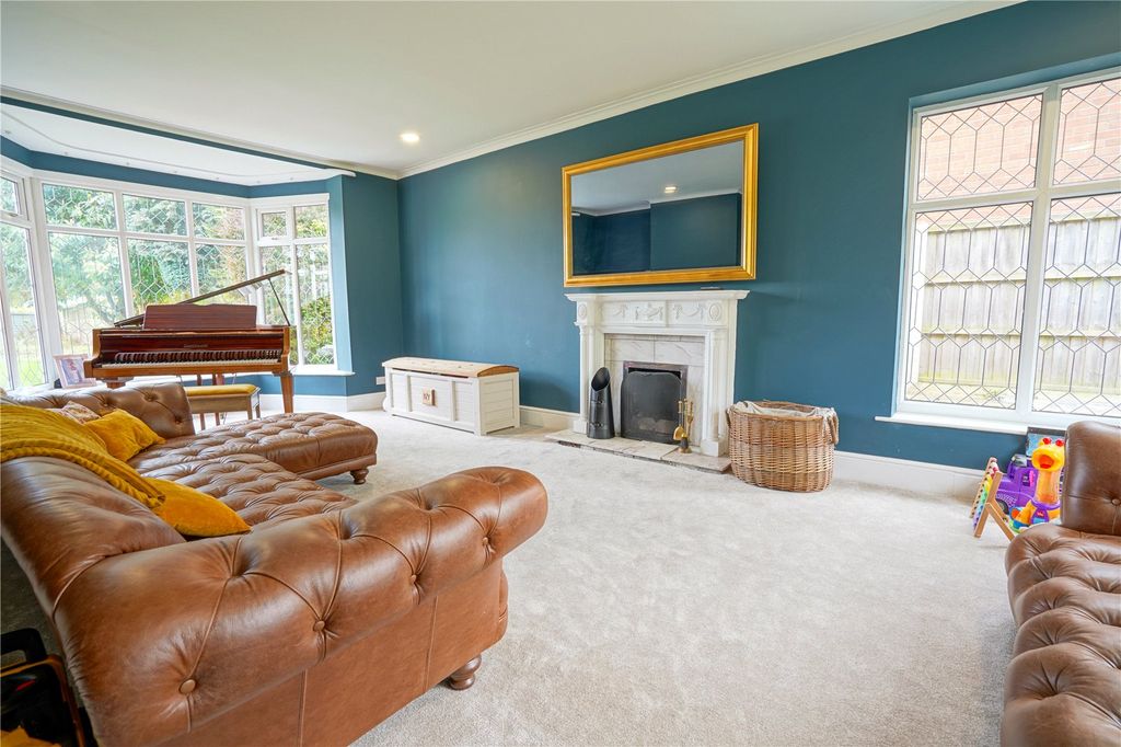 Property photo 2 of 18 Picture No. 22