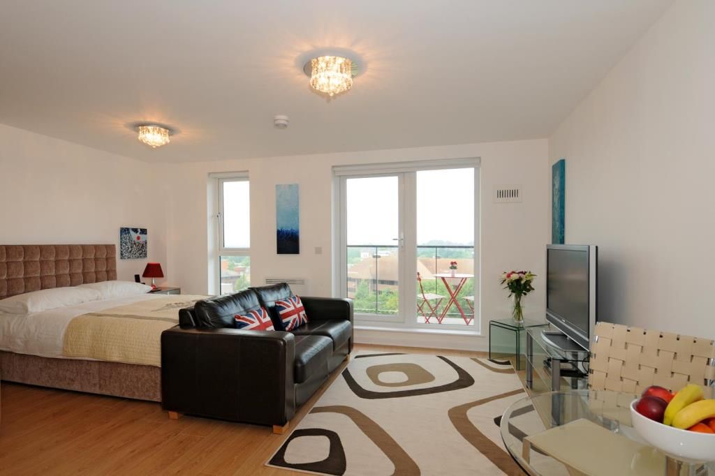 Property photo 1 of 17 Internal View