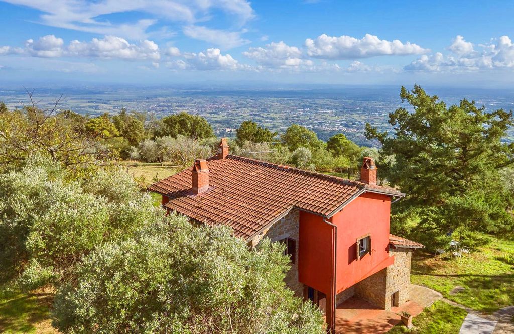 Property photo 2 of 17