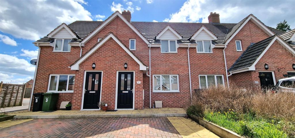 Property photo 1 of 4 Front