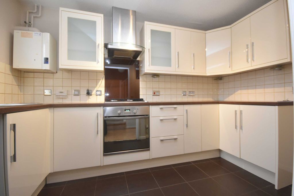 Property photo 2 of 10 Photo