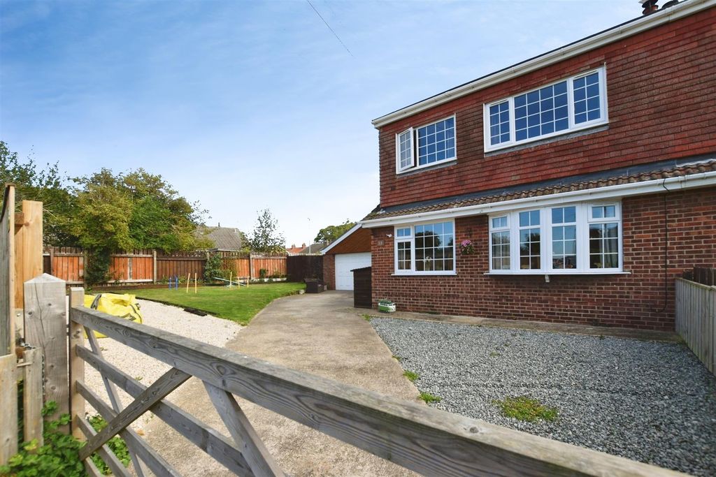 Property photo 1 of 25 953E6E90-Front 20A.Jpg
