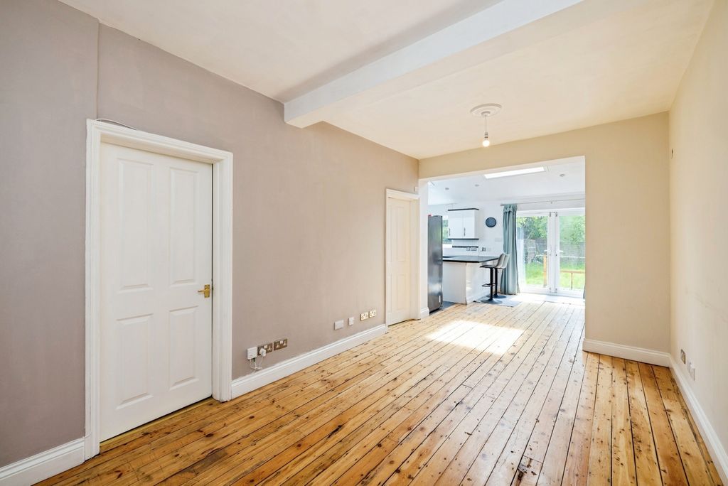 Property photo 2 of 20 Pbox-Img.Jpg