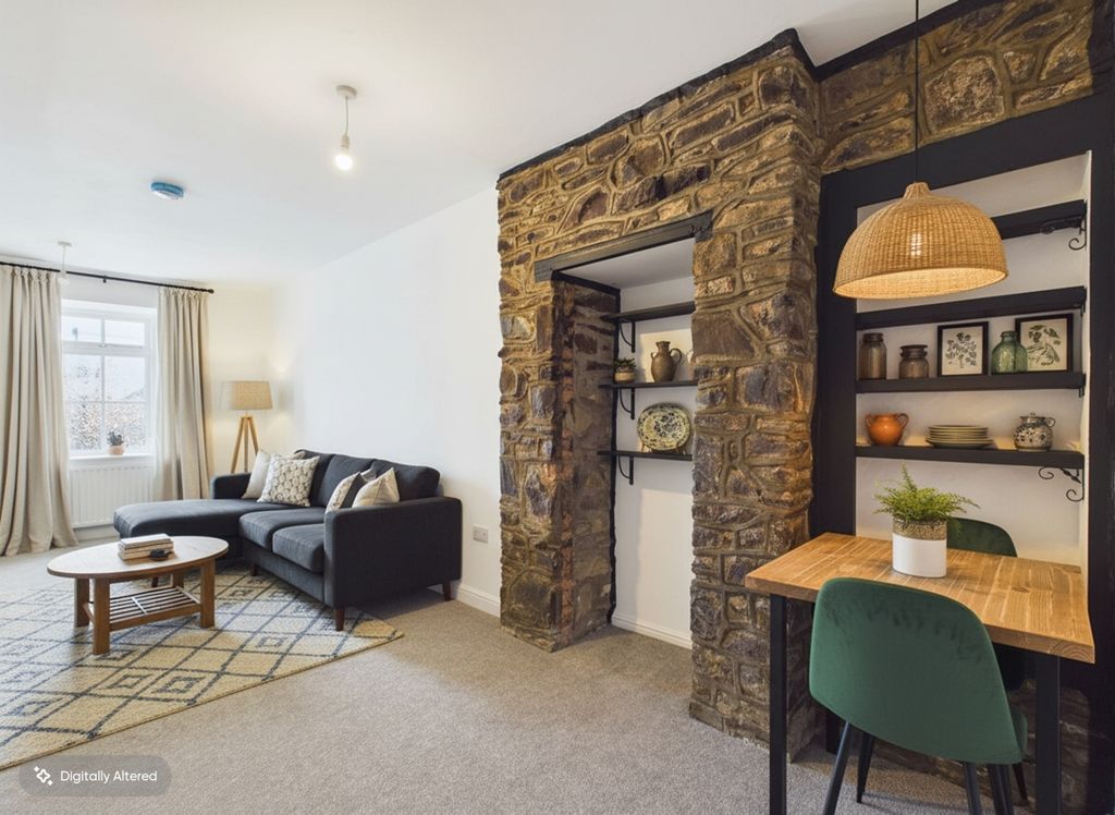 Property photo 3 of 12 Ewemove South Molton - 29 South Street