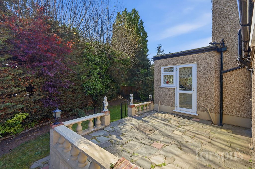 Additional image 17 of 3 bed semi-detached house for saleTemple Avenue, Dagenham RM8