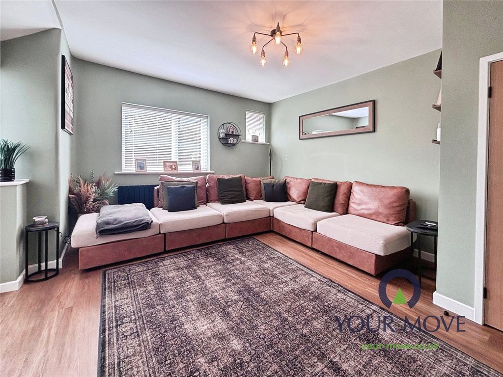Property photo 2 of 15 Picture No. 21