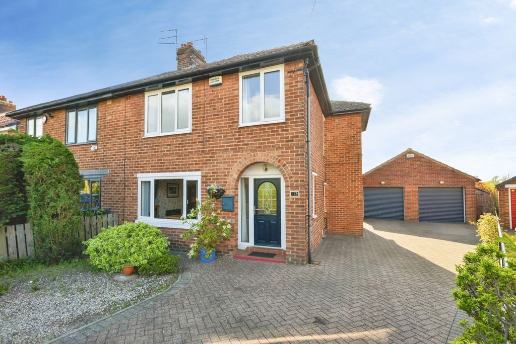 Property photo 1 of 11 Pbox-Img.Jpg