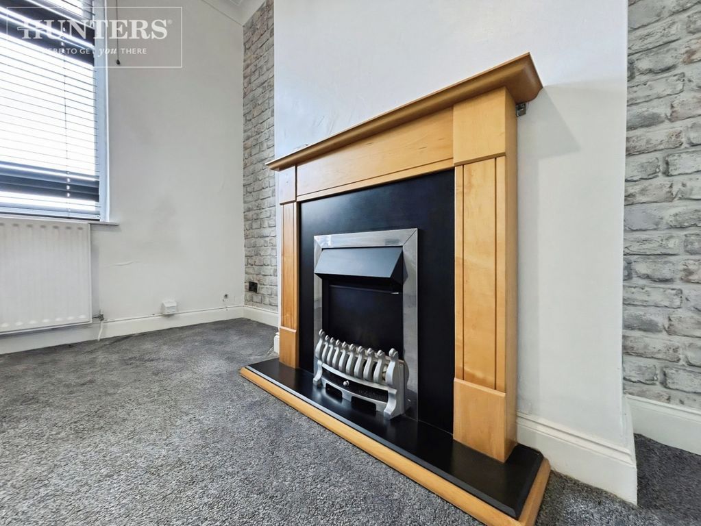 Property photo 3 of 11 Pbox-Img.Jpeg