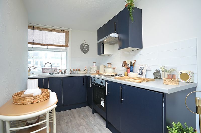 Property photo 2 of 7 Photo 2