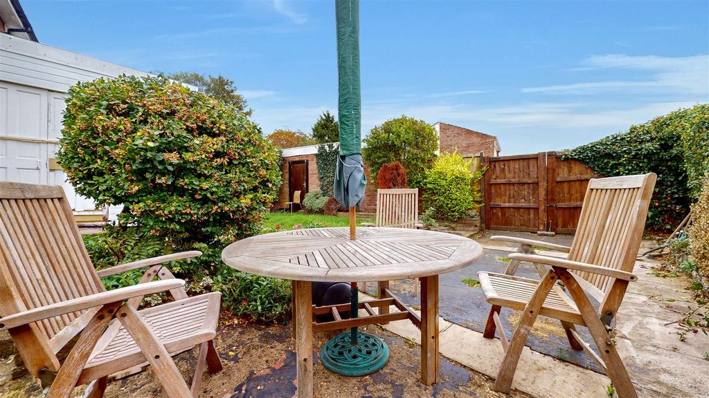 Property photo 3 of 16 10152025_232839.Jpg