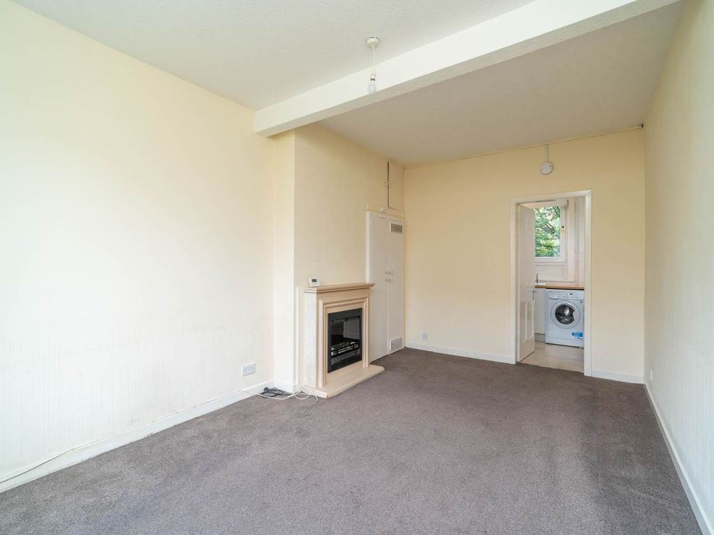 Property photo 3 of 16 Dsc04413
