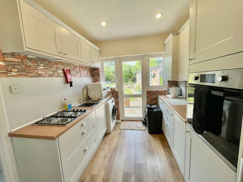 Property photo 3 of 11 25 Elmroyd Ave Kitchen.Jpg