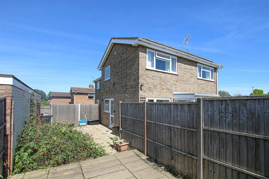 Property photo 2 of 11 Img_5549.Jpg