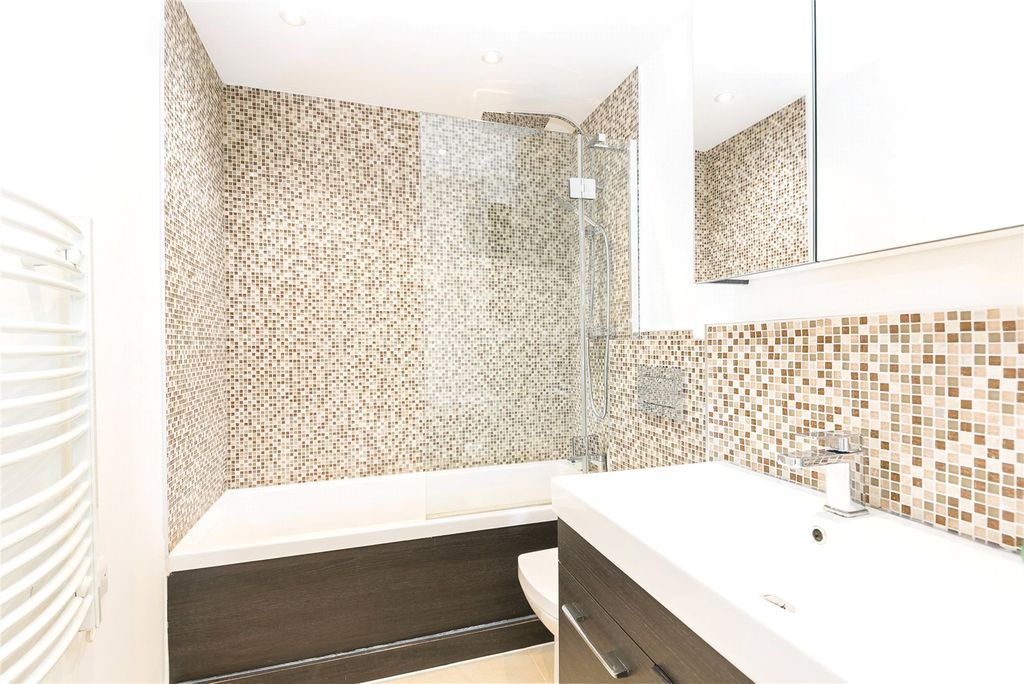 Property photo 2 of 13 Picture No. 17