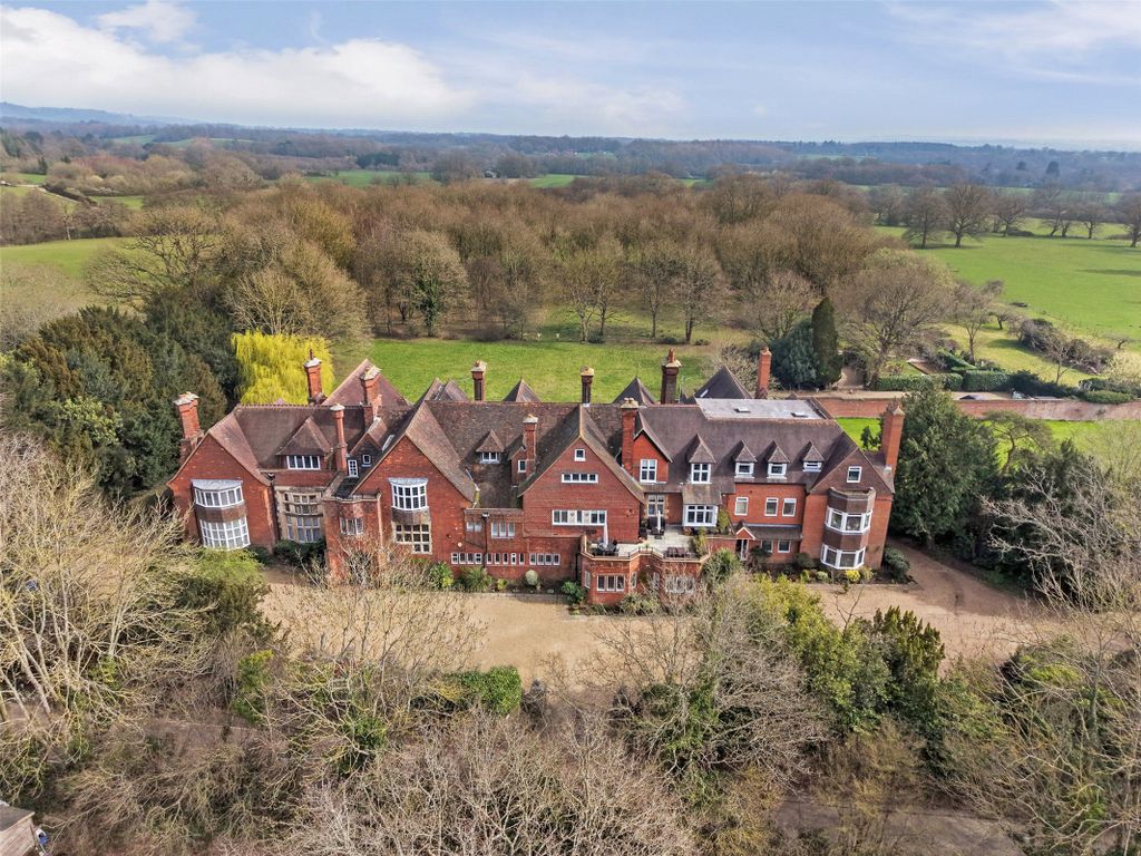 Property photo 2 of 15 Picture No. 01