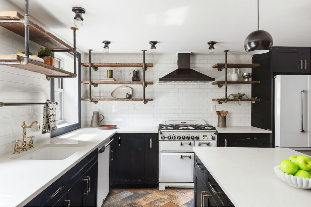 Property photo 3 of 18 <Alttext/>