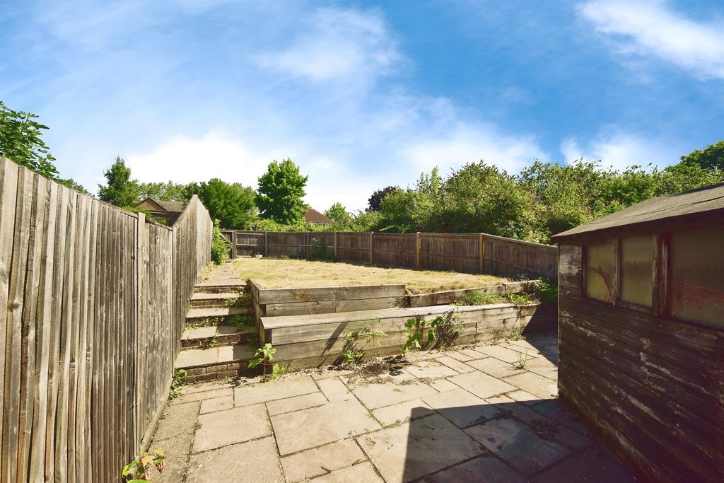 Property photo 2 of 16