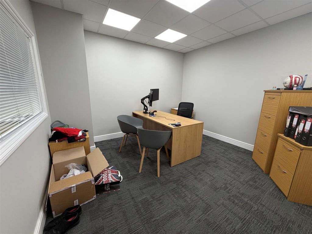 Property photo 3 of 6 Office.Jpg