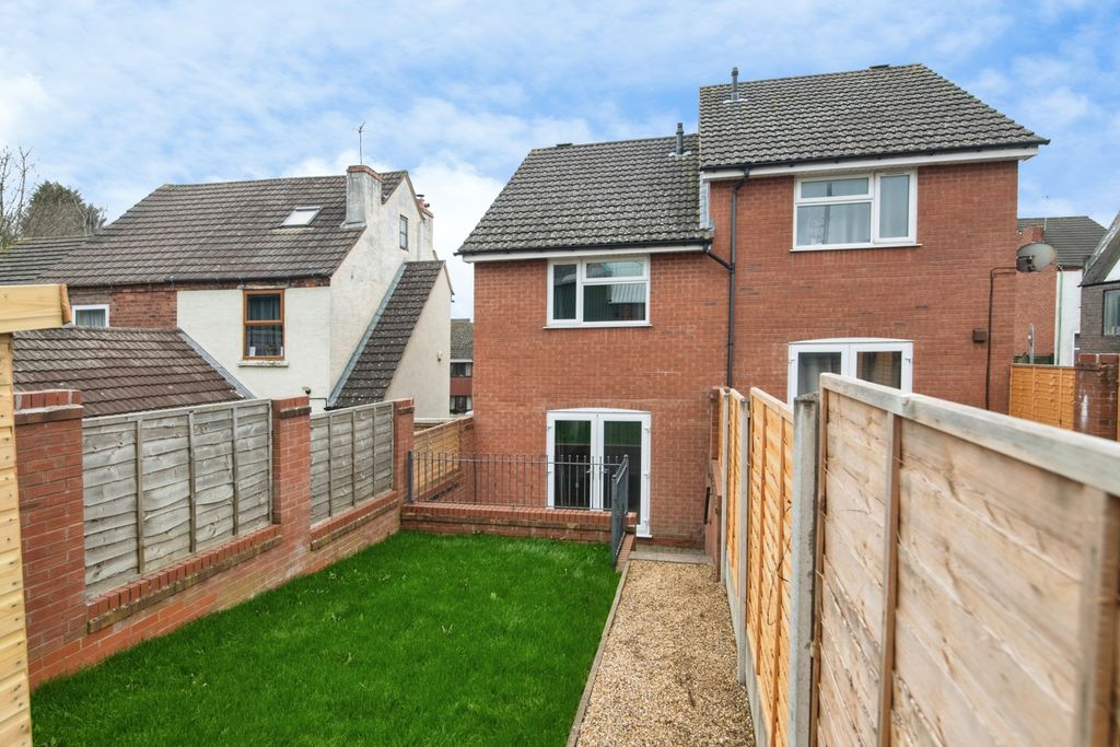 Property photo 2 of 15