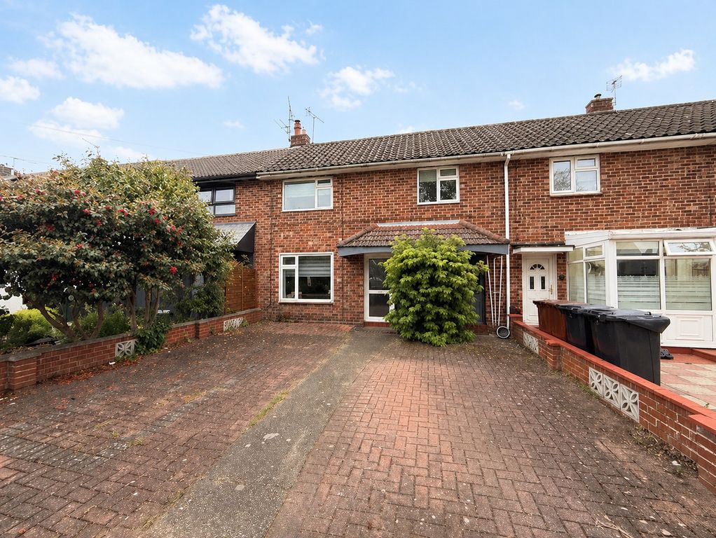Property photo 1 of 8