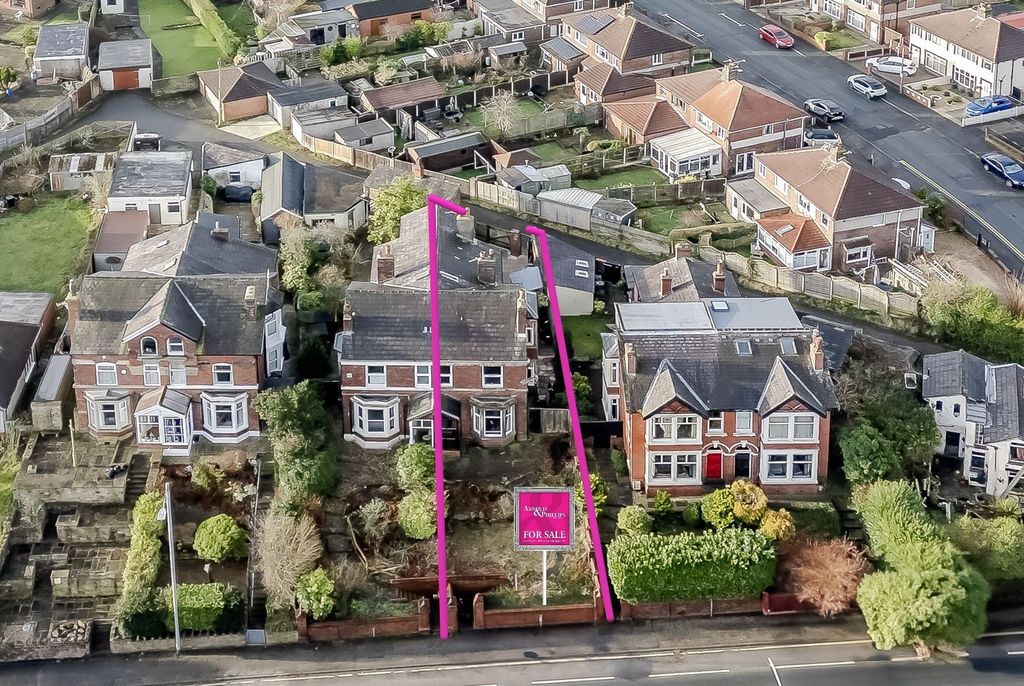 Property photo 2 of 49 Photo 46