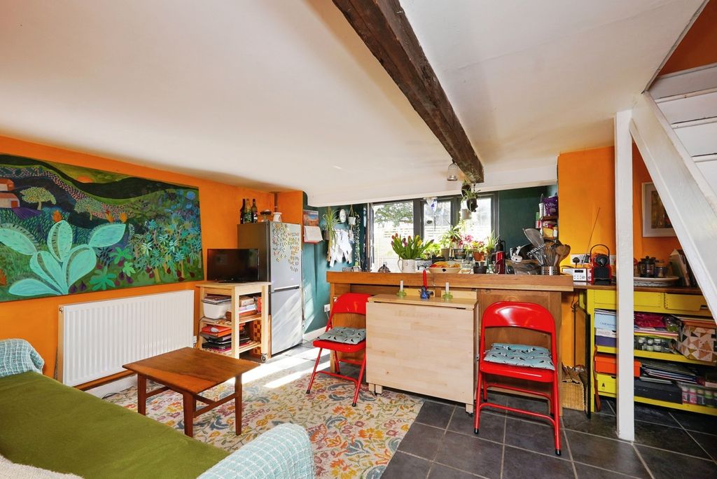 Property photo 3 of 17 Pbox-Img.Jpg