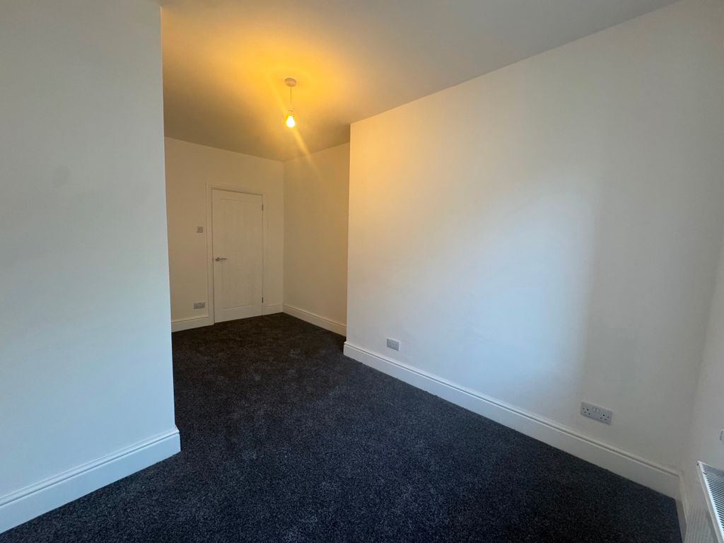Additional image 8 of 3 bed flat to rent39A Bedwlwyn Road, Ystrad Mynach, Hengoed CF82
