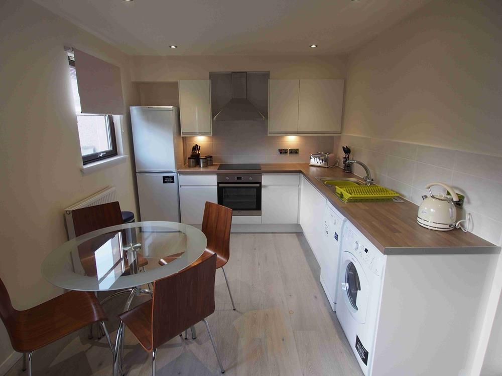 Property photo 1 of 7 Kingswells − Kitchen