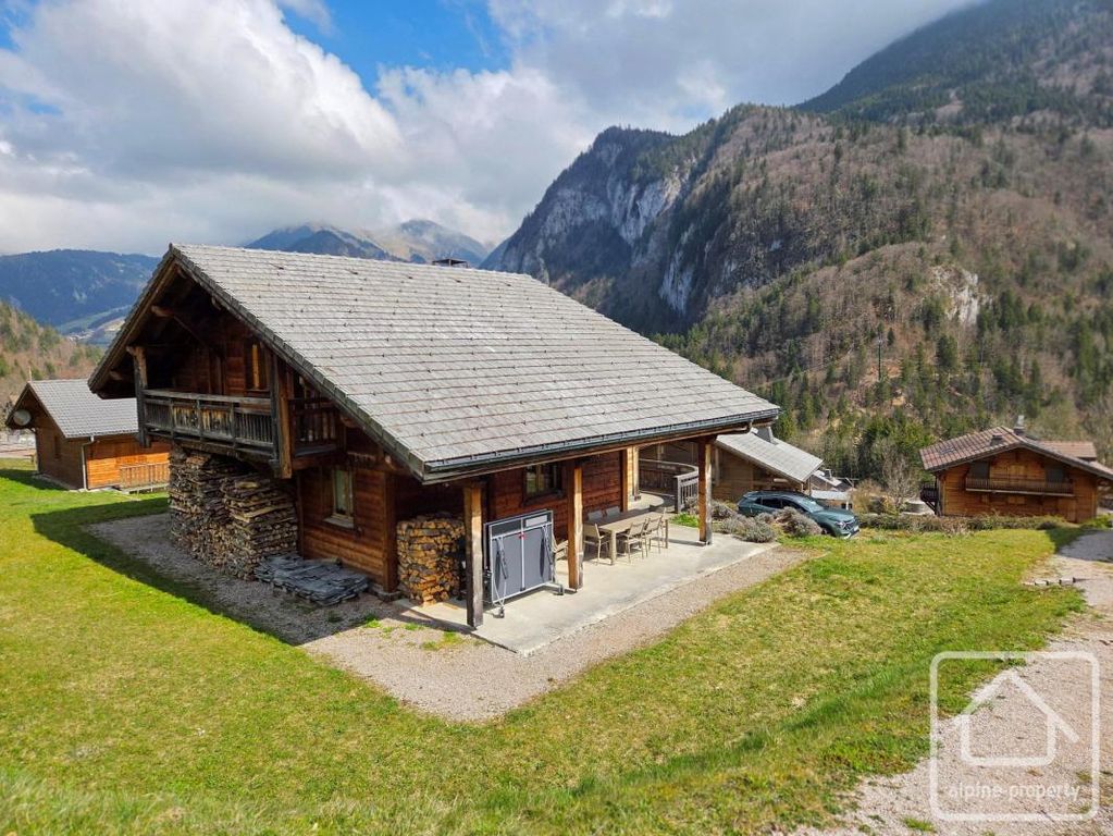 Property photo 2 of 40