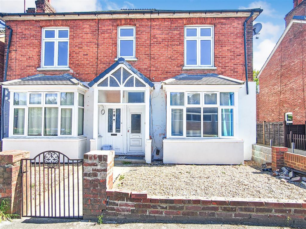 Property photo 1 of 10