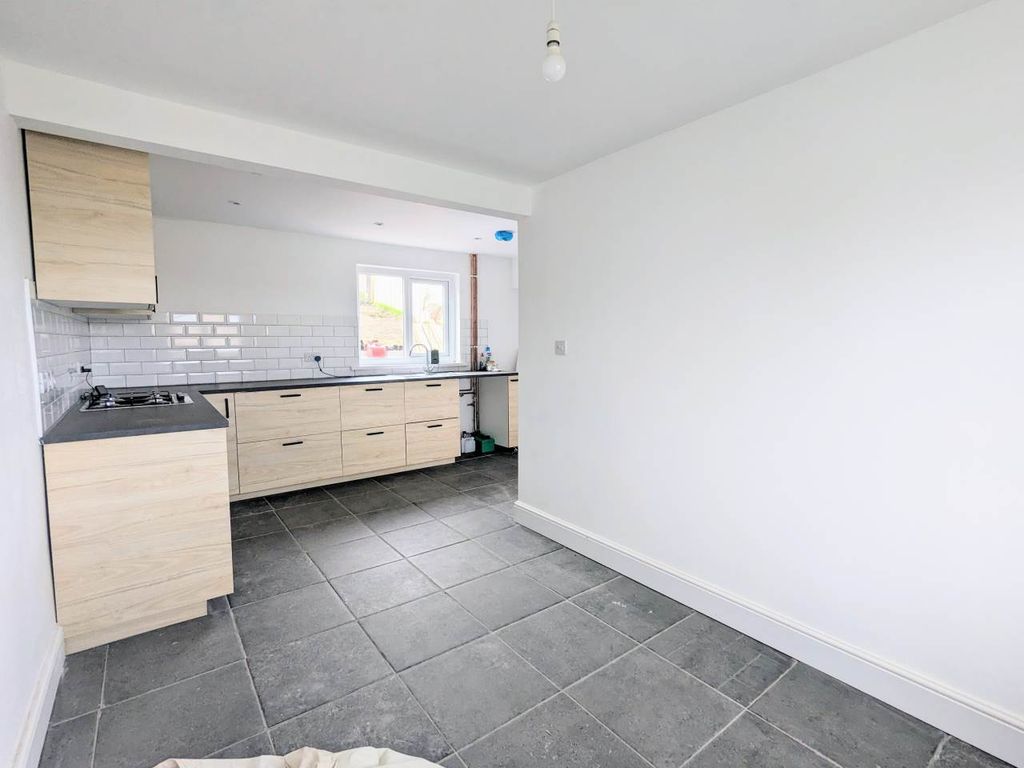 Property photo 3 of 13 Pxl_20230824_114024372