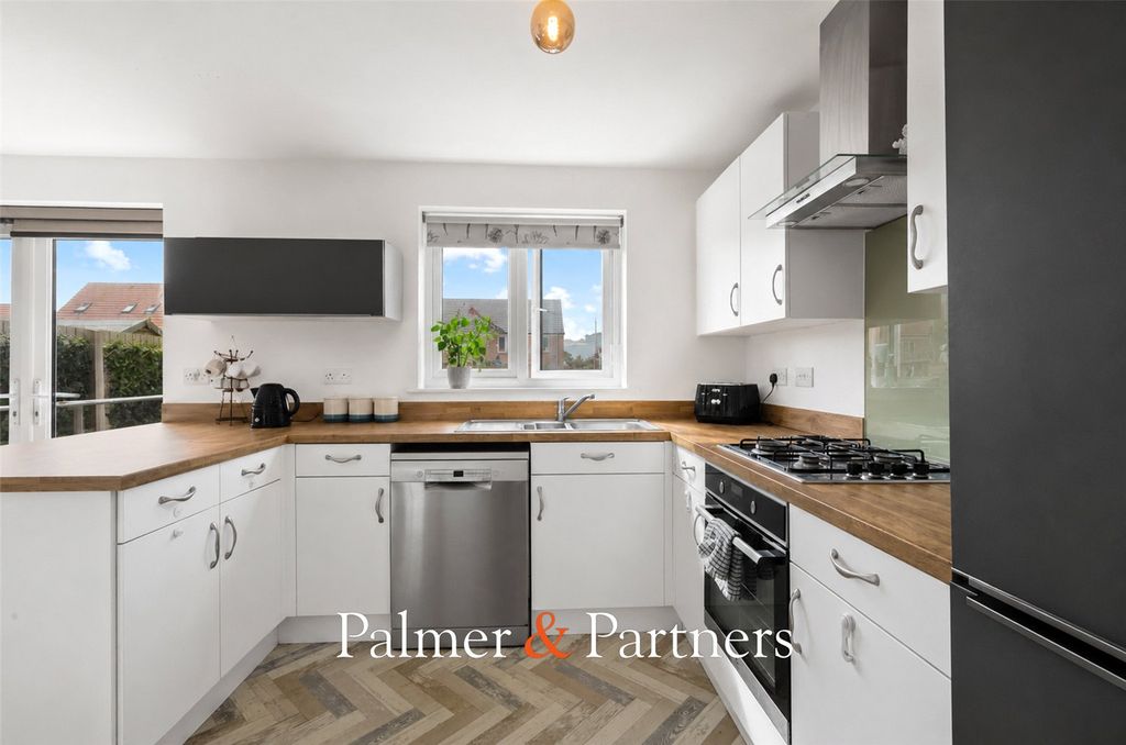 Property photo 2 of 17 Picture No. 07
