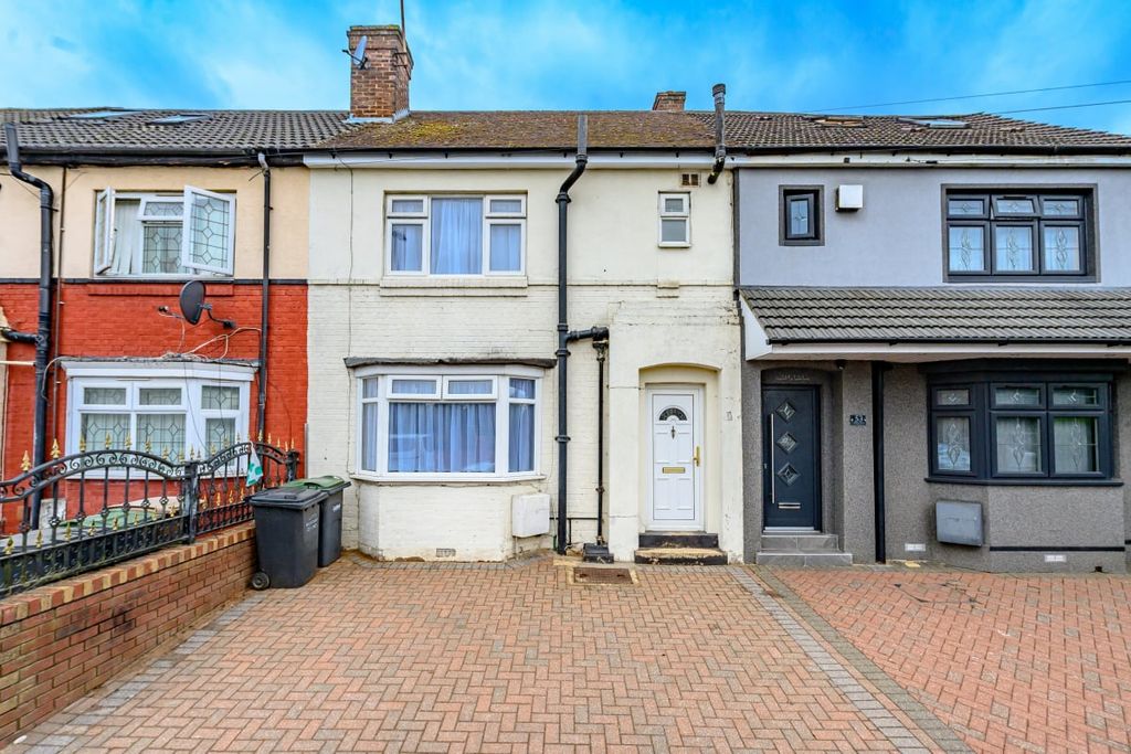 Property photo 1 of 20