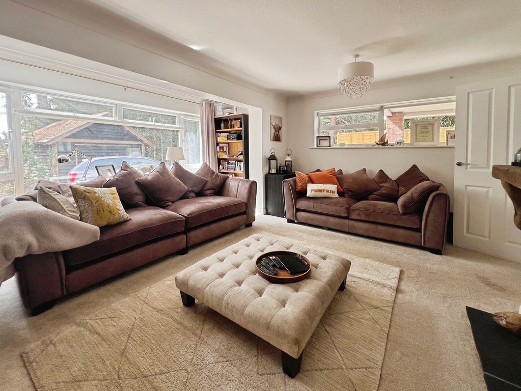 Property photo 2 of 29 Pbox-Img.Jpg