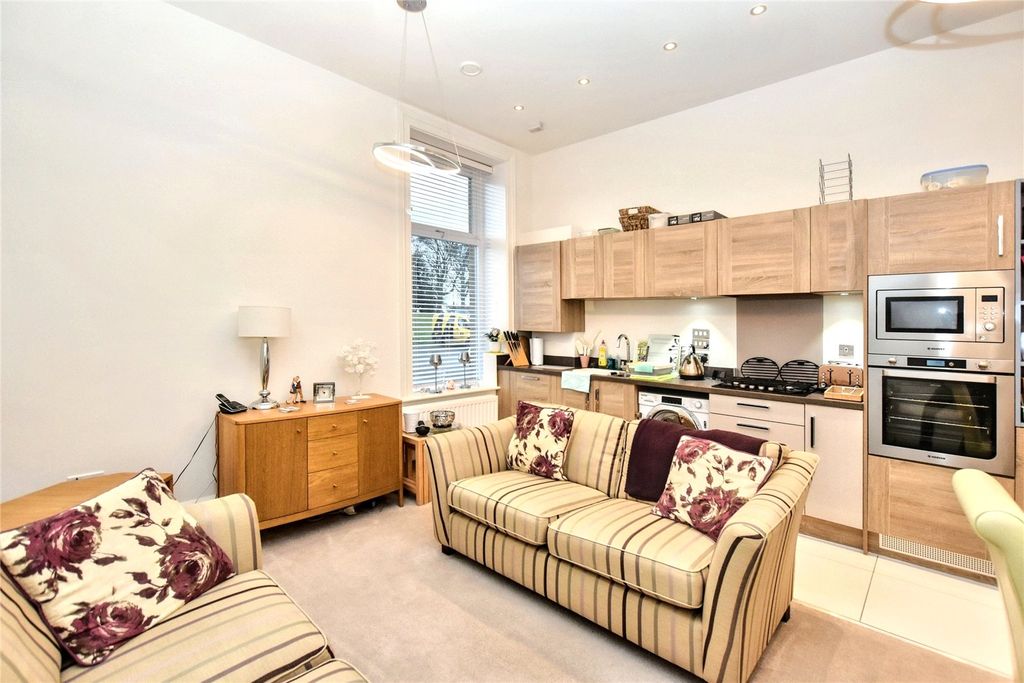 Property photo 2 of 10 Picture No. 03