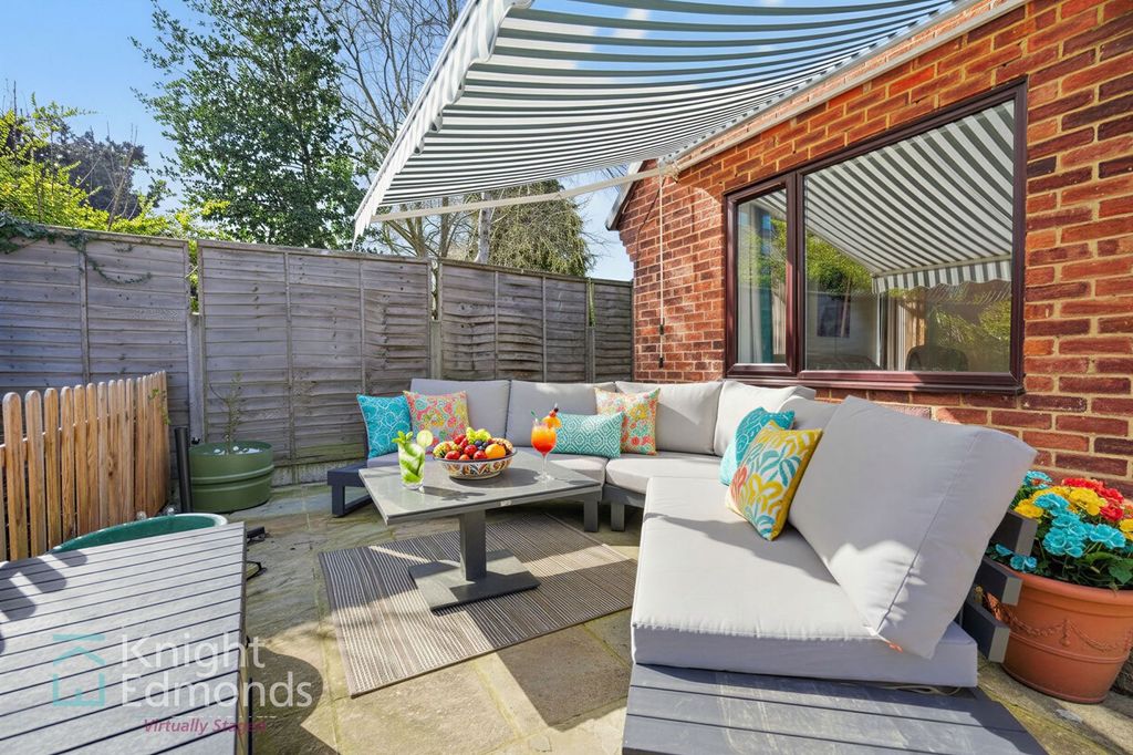 Property photo 1 of 24 Garden