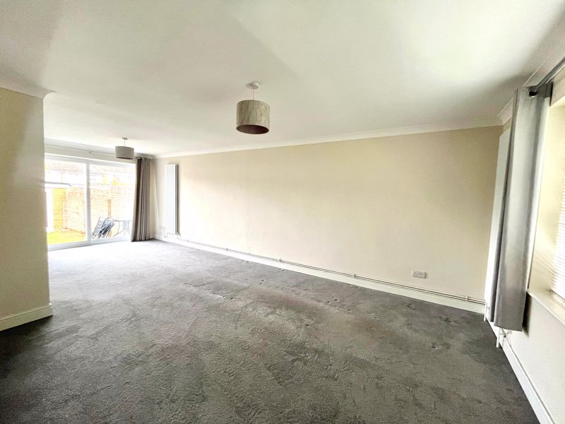 Property photo 3 of 10 Photo 14