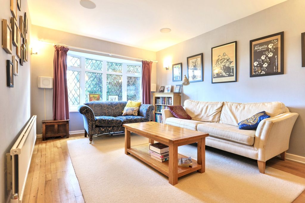 Property photo 3 of 28 Img_5237