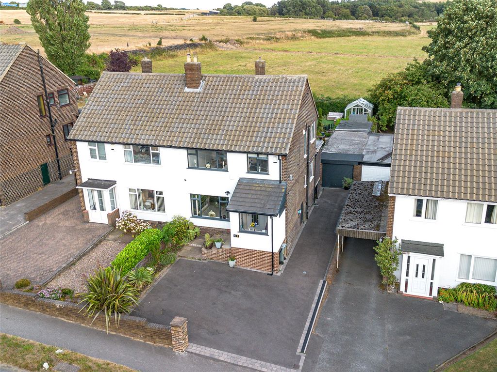 Property photo 1 of 30 Picture No. 49