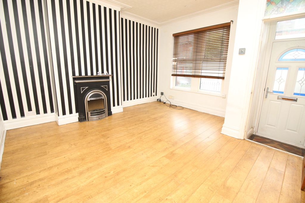 Property photo 3 of 10 Living Room 2