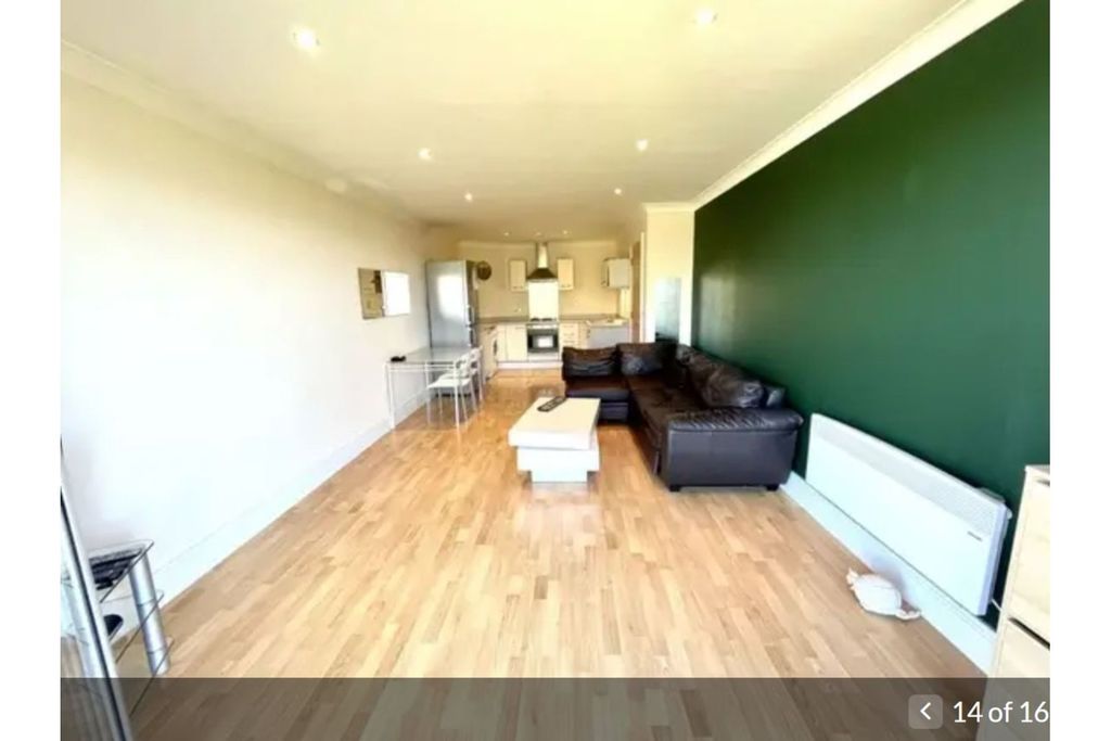 Property photo 2 of 13