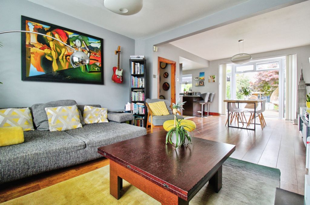 Property photo 2 of 25 13