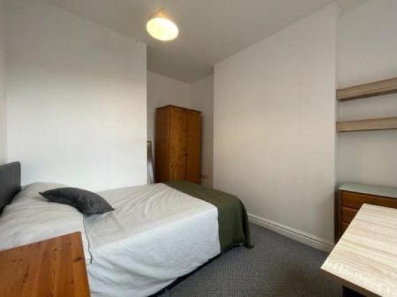 Property photo 3 of 11 9648526.Jpg