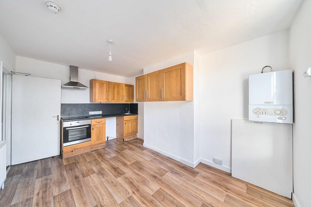 Property photo 2 of 14 Kitchen/Diner.Jpg