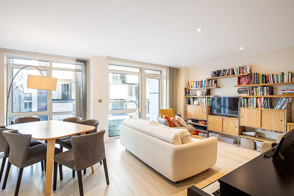 Property photo 1 of 28