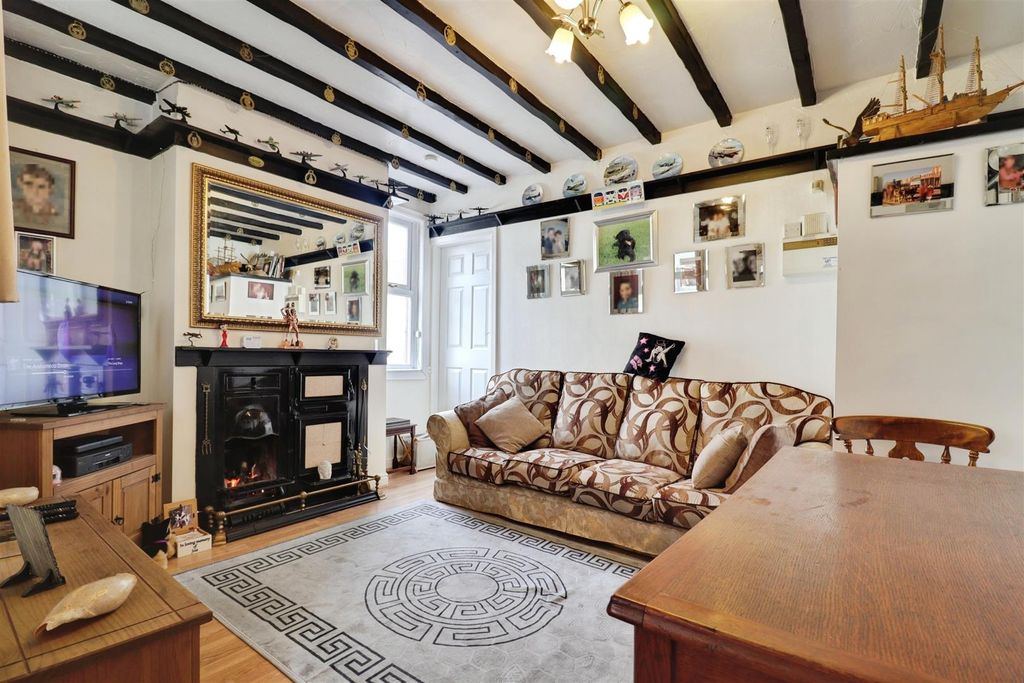 Property photo 2 of 13 0Ef734B4-Img_3131-Img_3133.Jpg